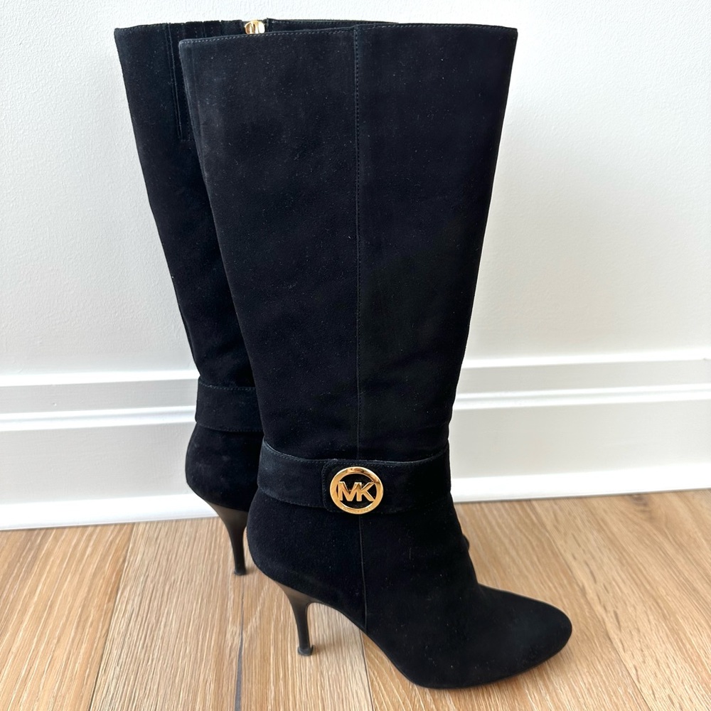 Michael Kors Heeled Suede Boots